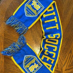 Pitt Soccer scarf